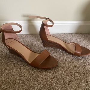 Women’s Size 9 Sandal